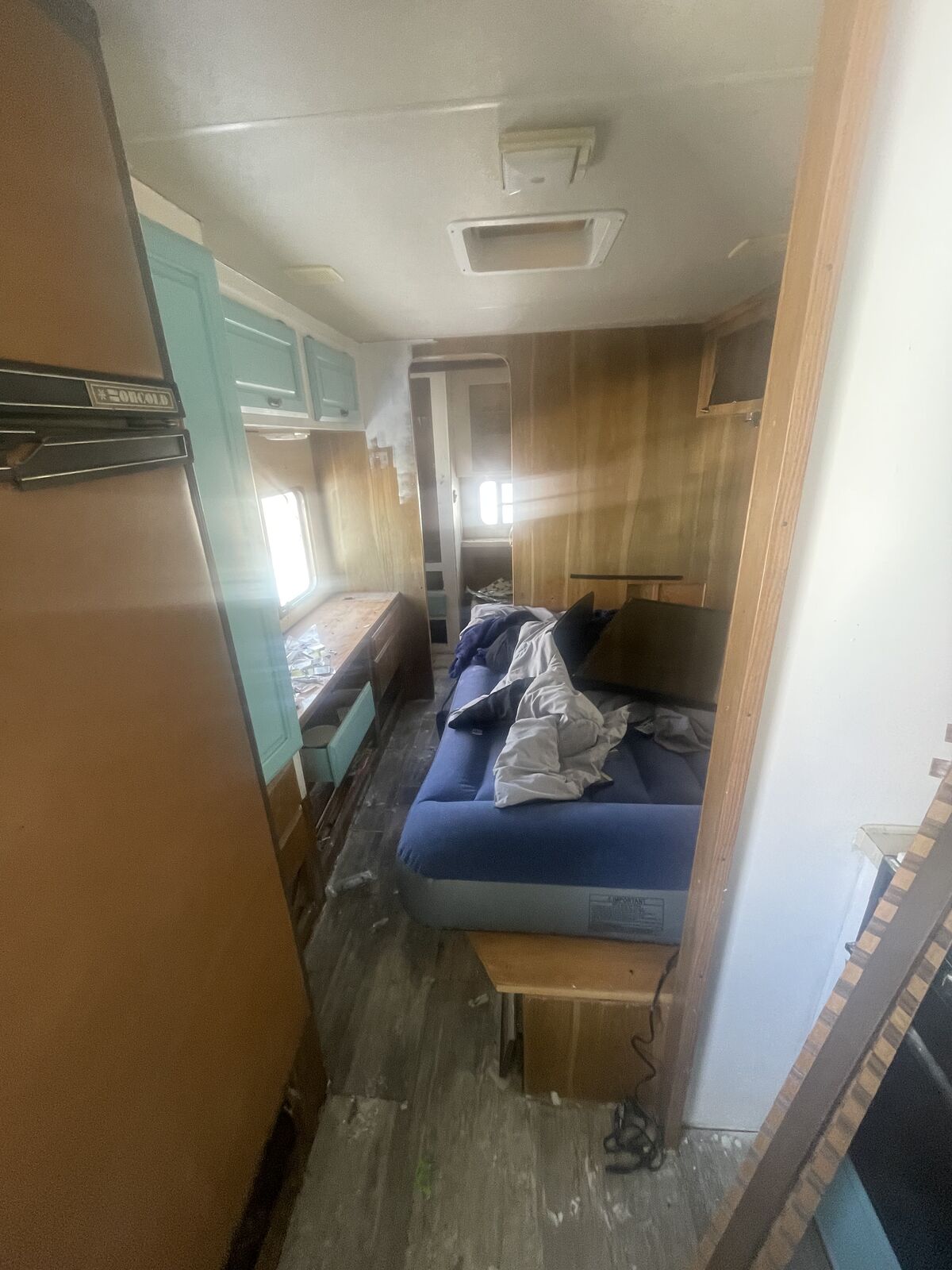 1987 Regal Camp Trailer