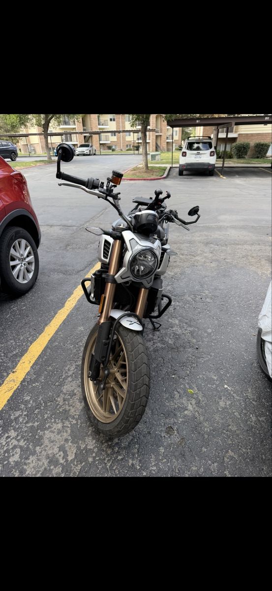 Cf moto clx 700