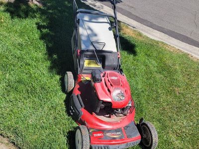 6.5 HP 21 inch Toro Recycler Personal Pace Self-Propelled Gas Mower