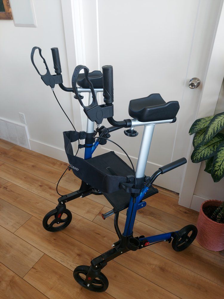 Upright Walker  with arm support "FirstStreet perfect walker"