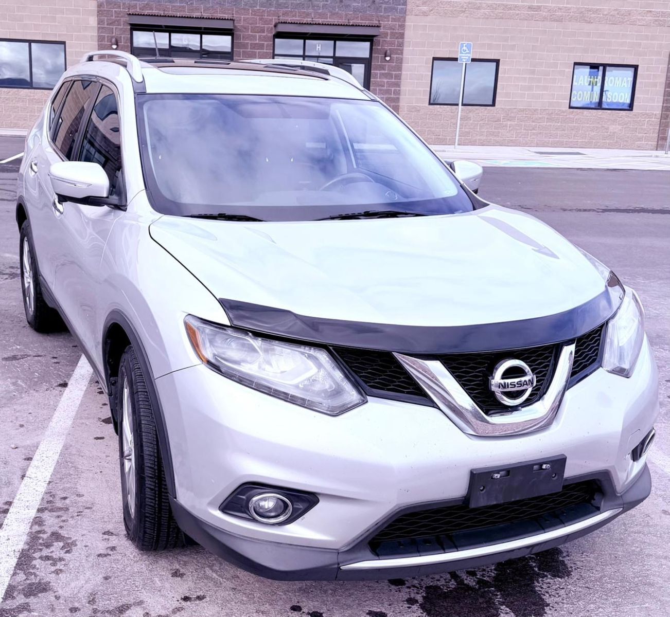 2014 NISSAN ROGUE