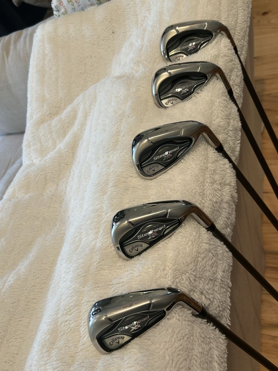 Callaway Steelhead XR Irons - Men's Right-Handed Golf Club Set (6-PW Iron) - Regular shafts