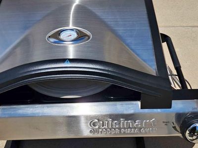 Cuisinart Alfrescamoré Outdoor Pizza Oven CPO-600 Portable Propane Grill with Peel