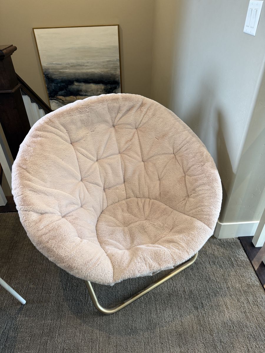 Pottery Barn Teen Hang A Round Chair