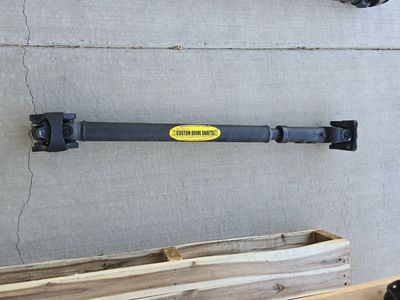 Front Drive Shaft for Jeep Wrangler Rubicon JKU