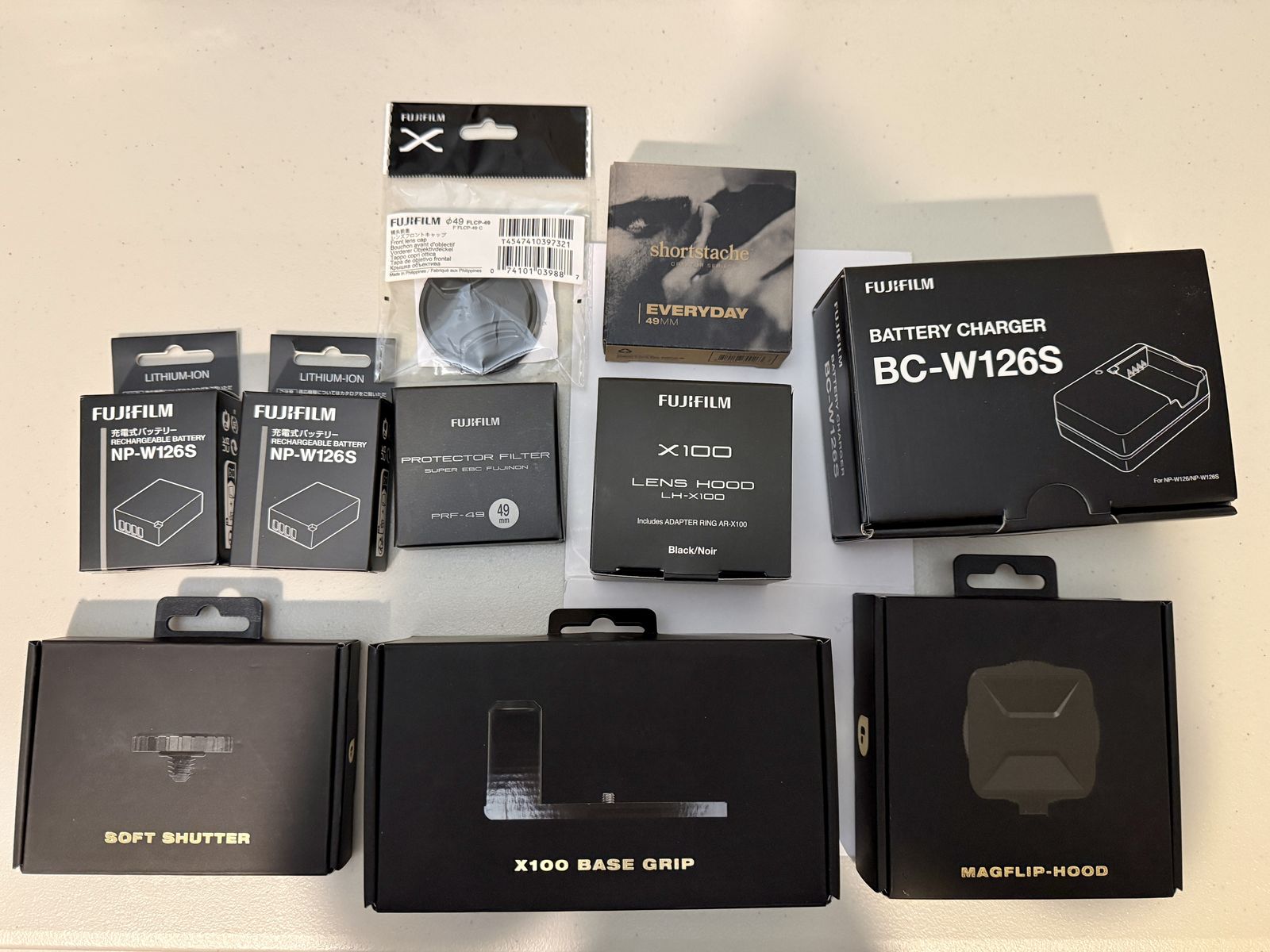 FUJI X100VI HUGE LOT OF ACCESSORIES NEW L@@K
