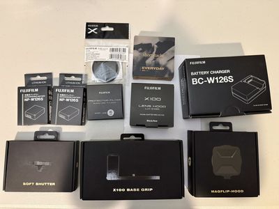 FUJI X100VI HUGE LOT OF ACCESSORIES NEW L@@K