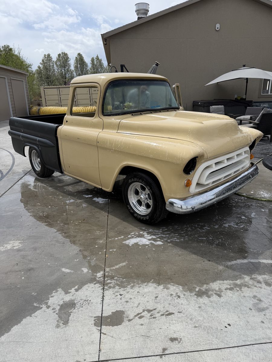 1957 Chevrolet Apache 3100 Shortbed Fleetside Project Truck