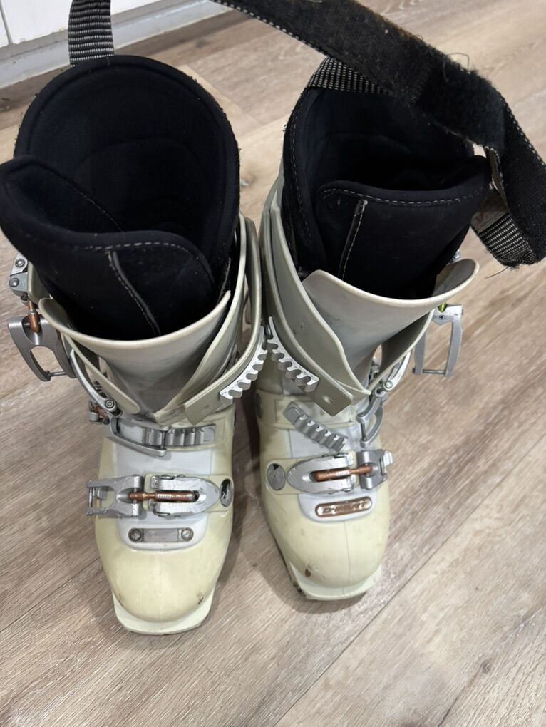 Backcountry Ski Boots