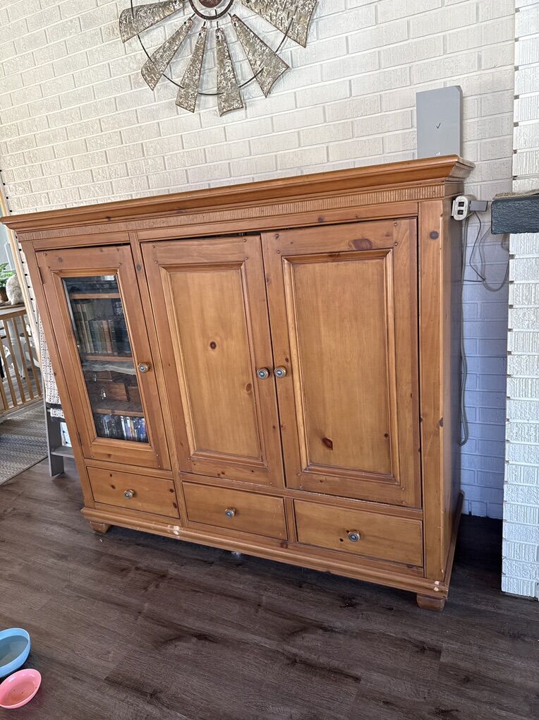 Entertainment Center