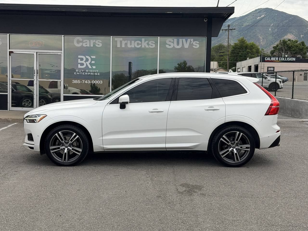 2018 Volvo XC60 T5 Momentum