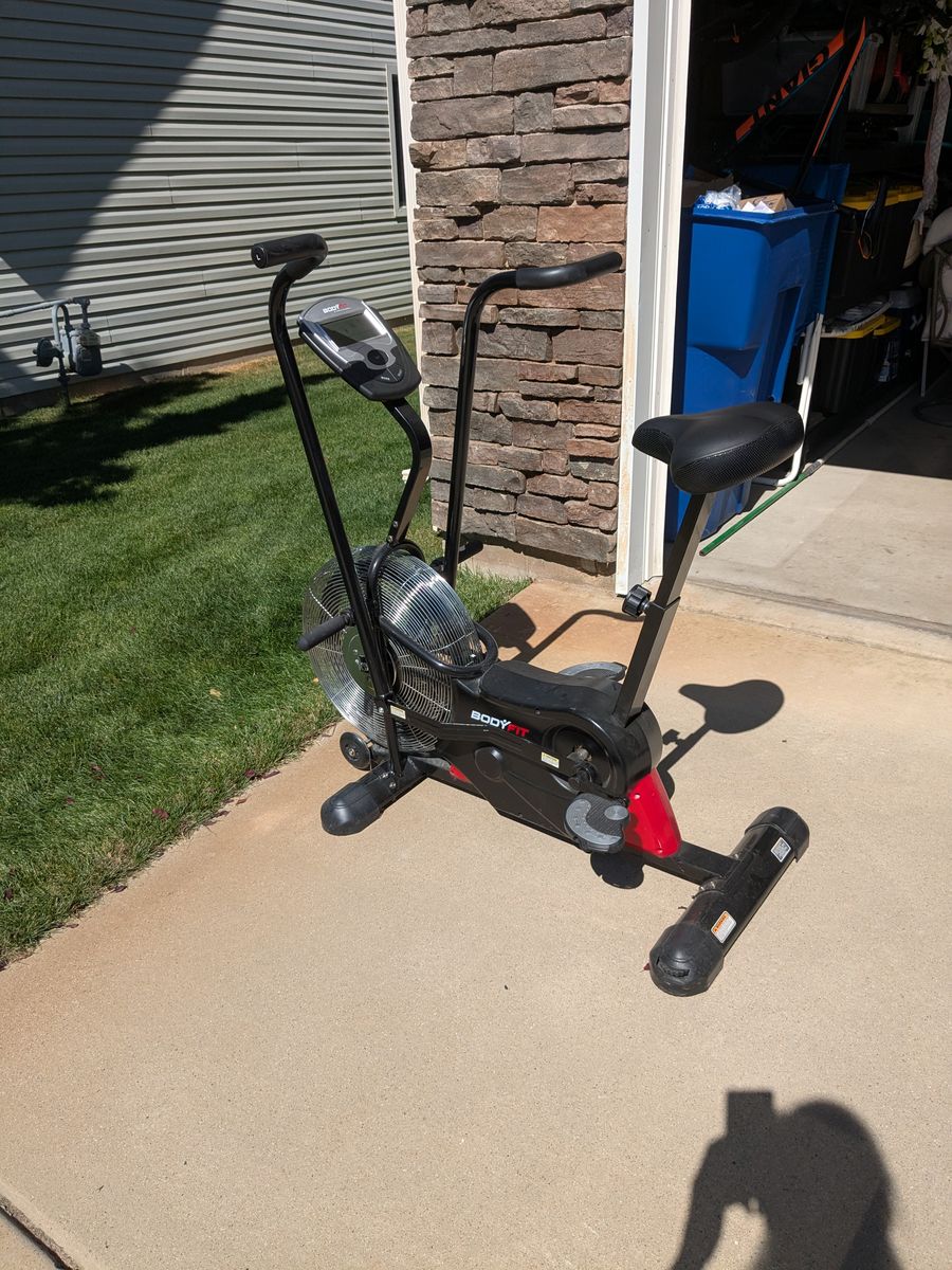 Bodyfit Stationery Bike