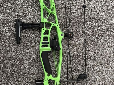 Hoyt ax-2 32 bare bow