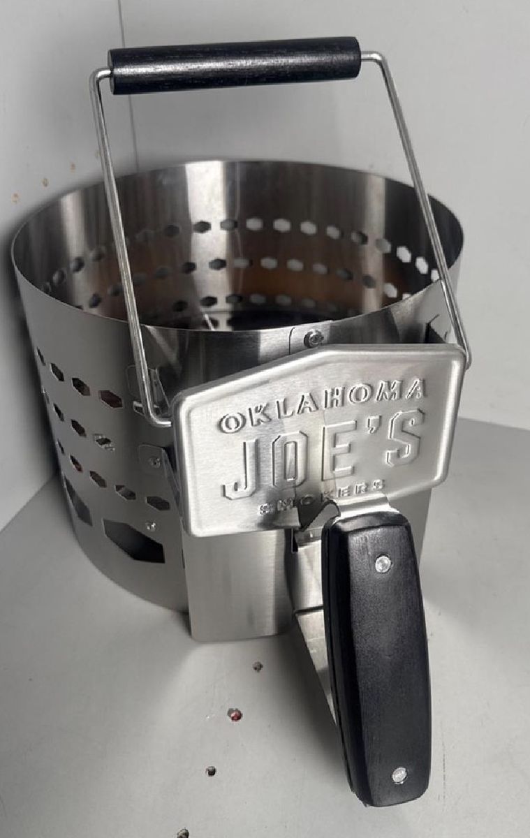 NEW OKLAHOMA JOE'S HALFTIME XL CHARCOAL STARTER