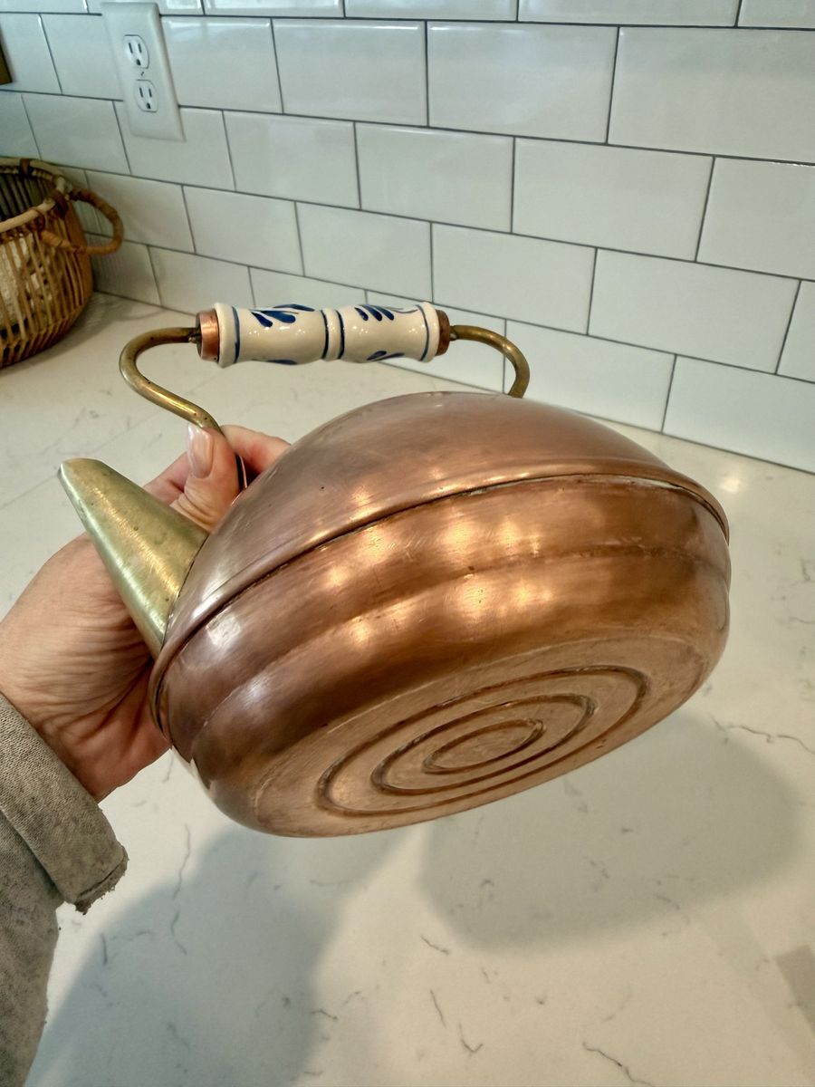 Main image 6