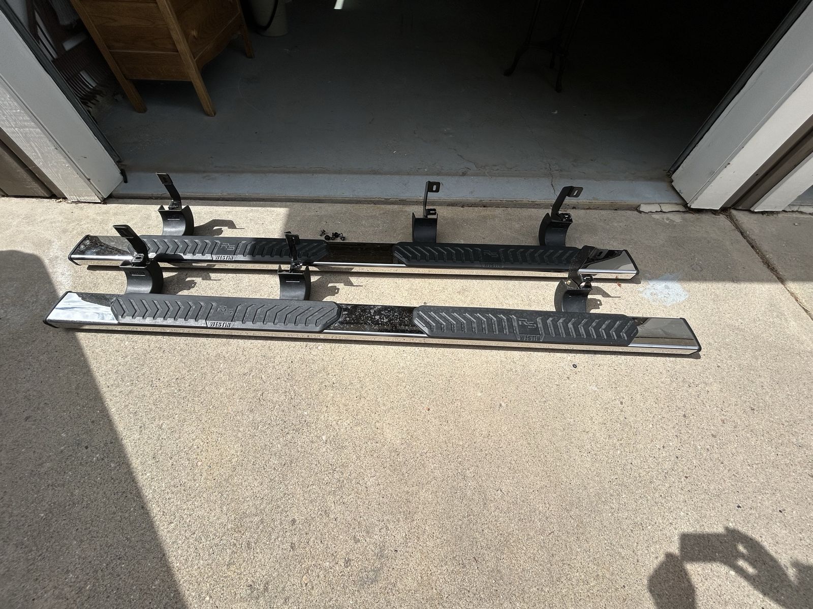 Main image 4