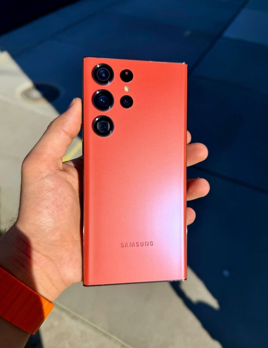 Samsung galaxy S22 Ultra 128 GB Unlocked.