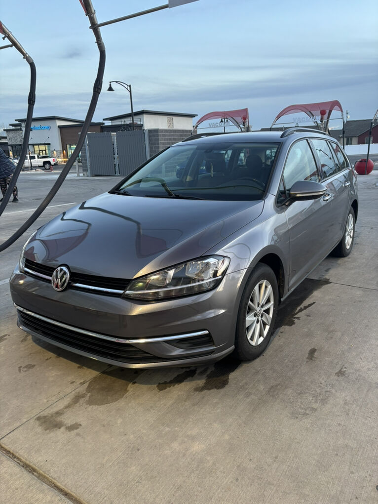 2018 Volkswagen Golf SportWagen S