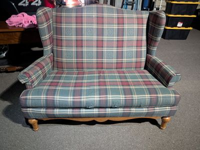 Plaid Loveseat Wingback Chair - Vintage Style 2-Seater Settee with Wooden Legs