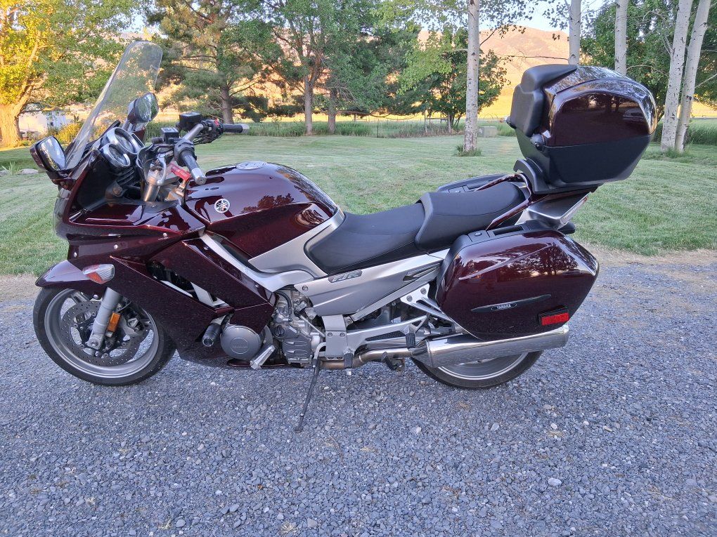 Yamaha FJR1300 Touring Motorcycle - Burgundy with Hard Cases & Windscreen