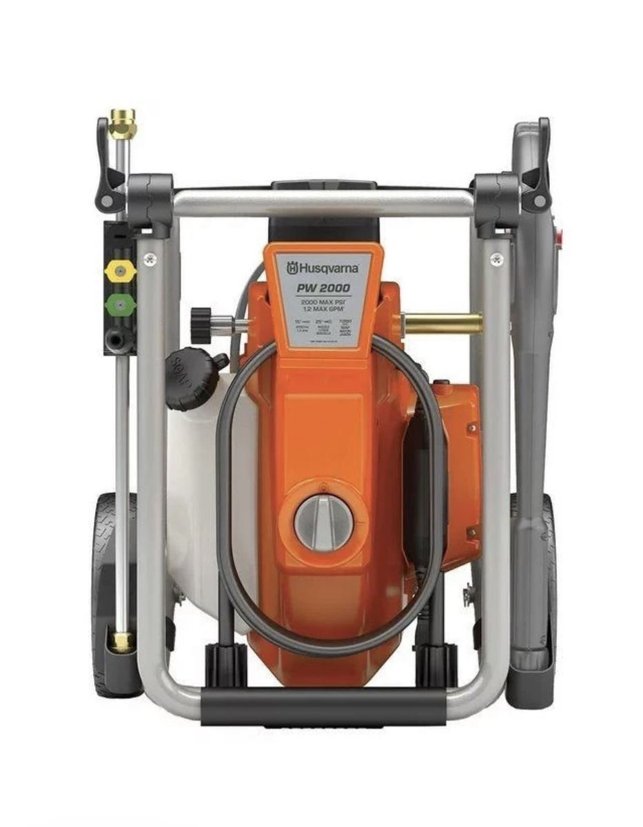 Husqvarna PW 2000 Pressure Washer – 2000 PSI
