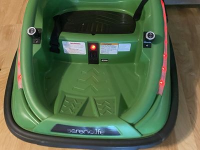 Electric car v6. Runs. Great SereneLife Kids Electric Bumper Car Ride-On Green Toddler Toy with Seatbelt & Lights Ogden