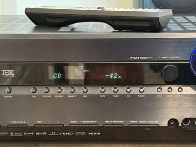 Onkyo TX-SR705 7.1 theater receiver with remote