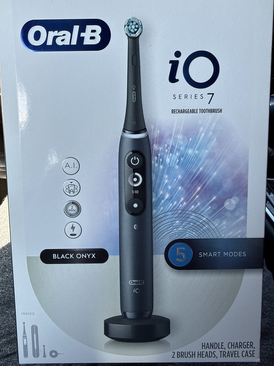 SWEET DEAL! Oral-B iO Series 7 Rechargeable Electric Toothbrush - Black Onyx