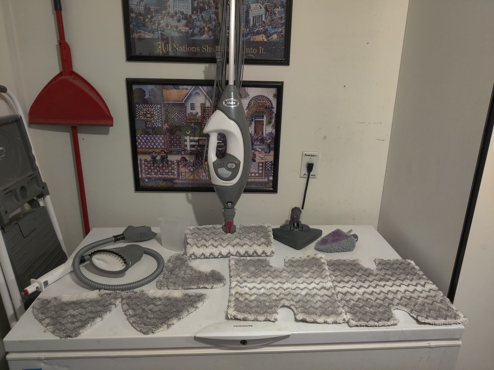 Shark Steam Mop With Many Accessories steamer cleaner