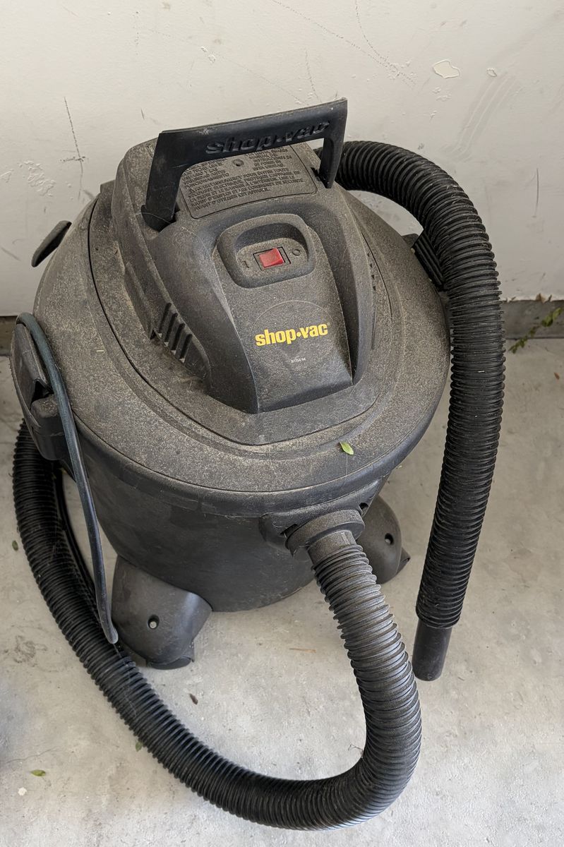 Smaller sized shopvac $15