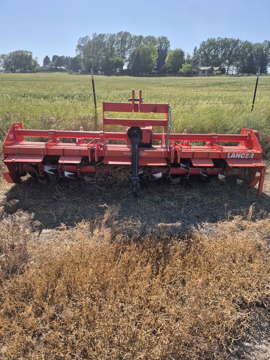 HEAVY DUTY ROTOTILLER