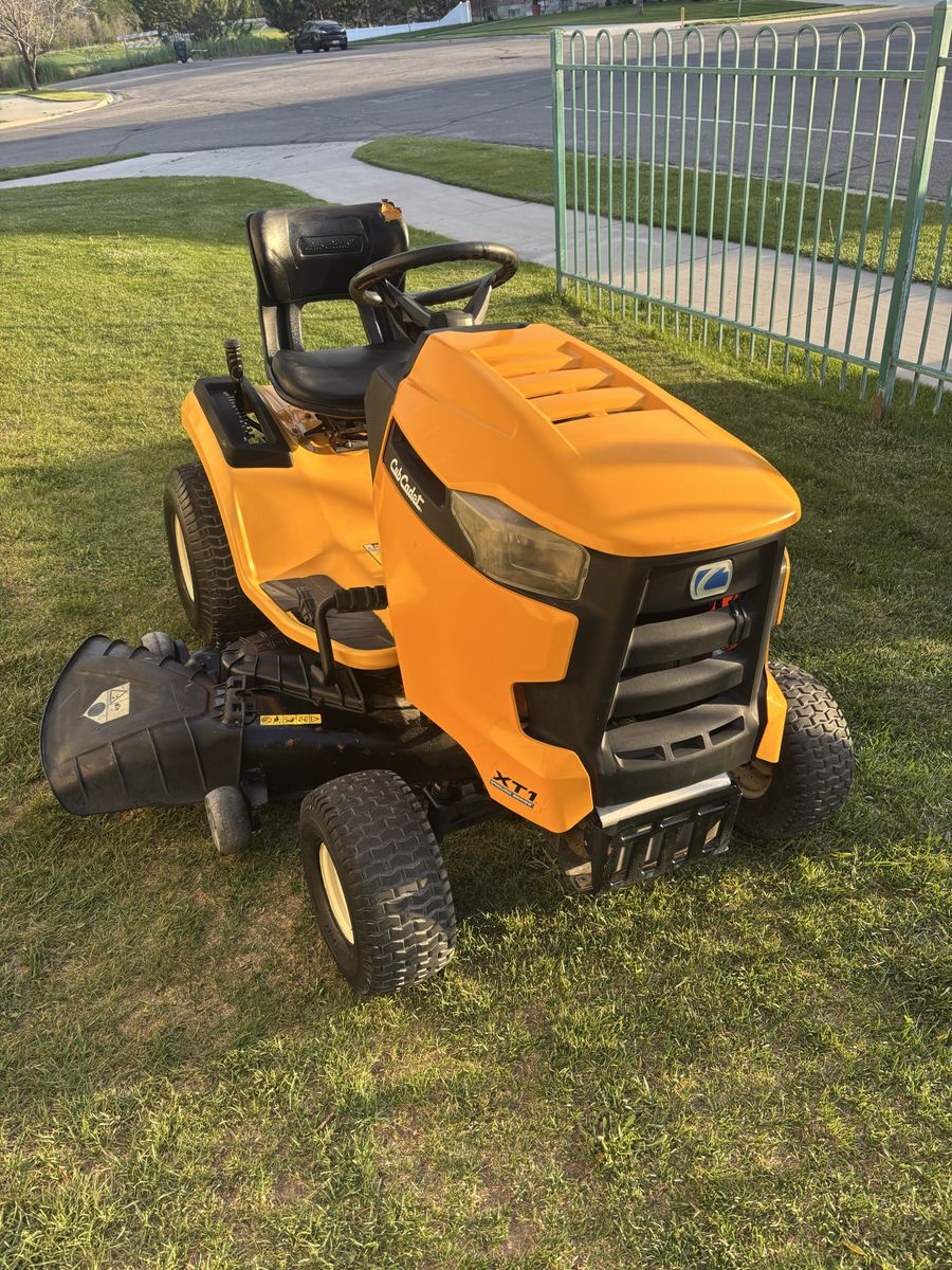Cub cadet xt1