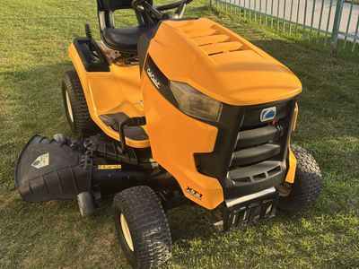 Cub cadet xt1