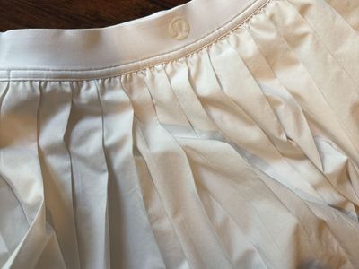 Lululemon White Pleated Tennis Skirt Size 2 Activewear Skort