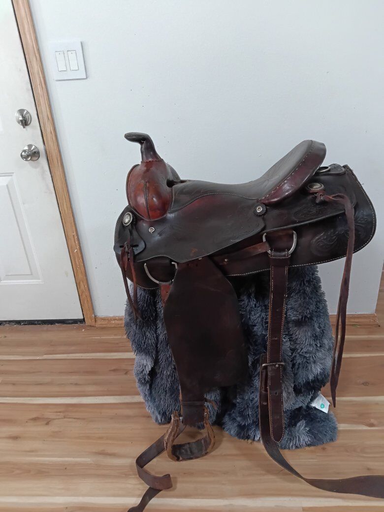 saddle and tack sale/trade