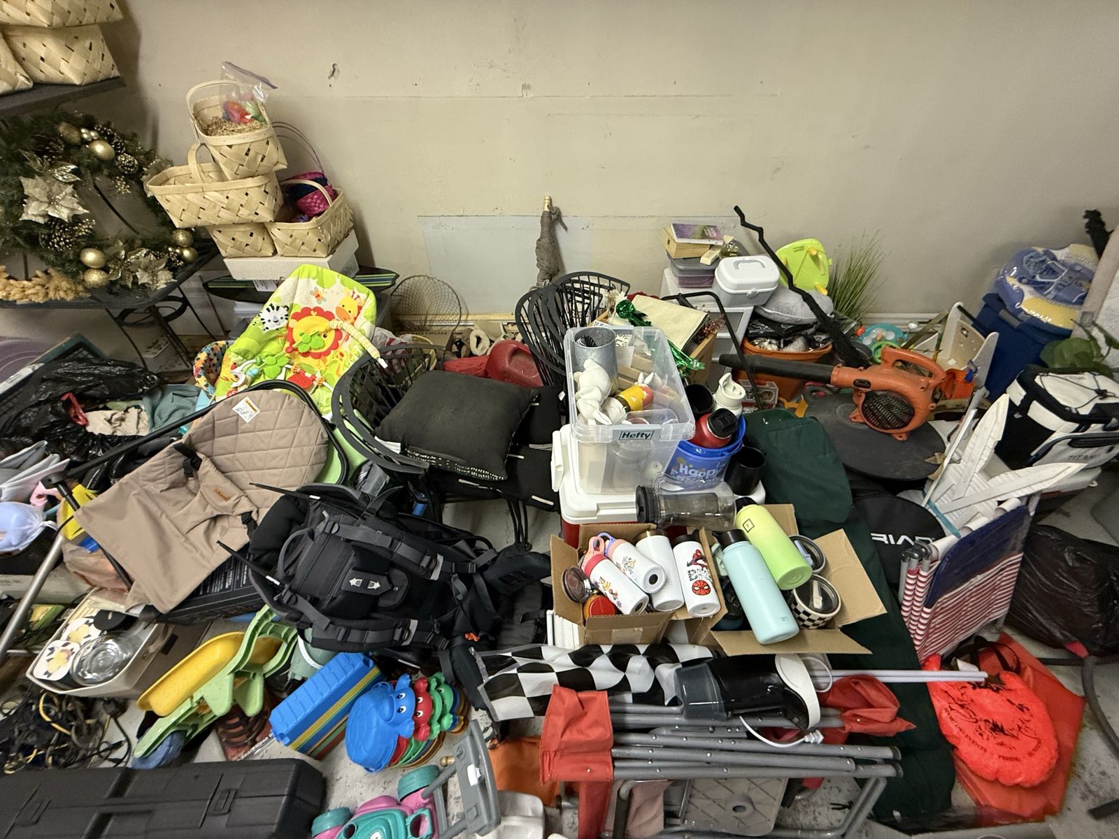 Main image 3