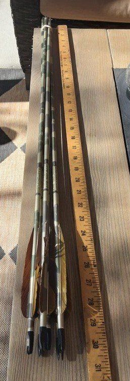 Aluminum arrows by Easton Camo Hunters 2117's