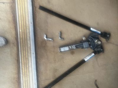 Used Trailer Hitch Assembly - Receiver, Sway Bars, and L-Pins