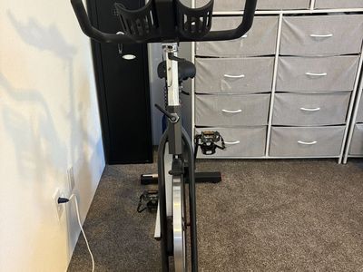 Stationary bike