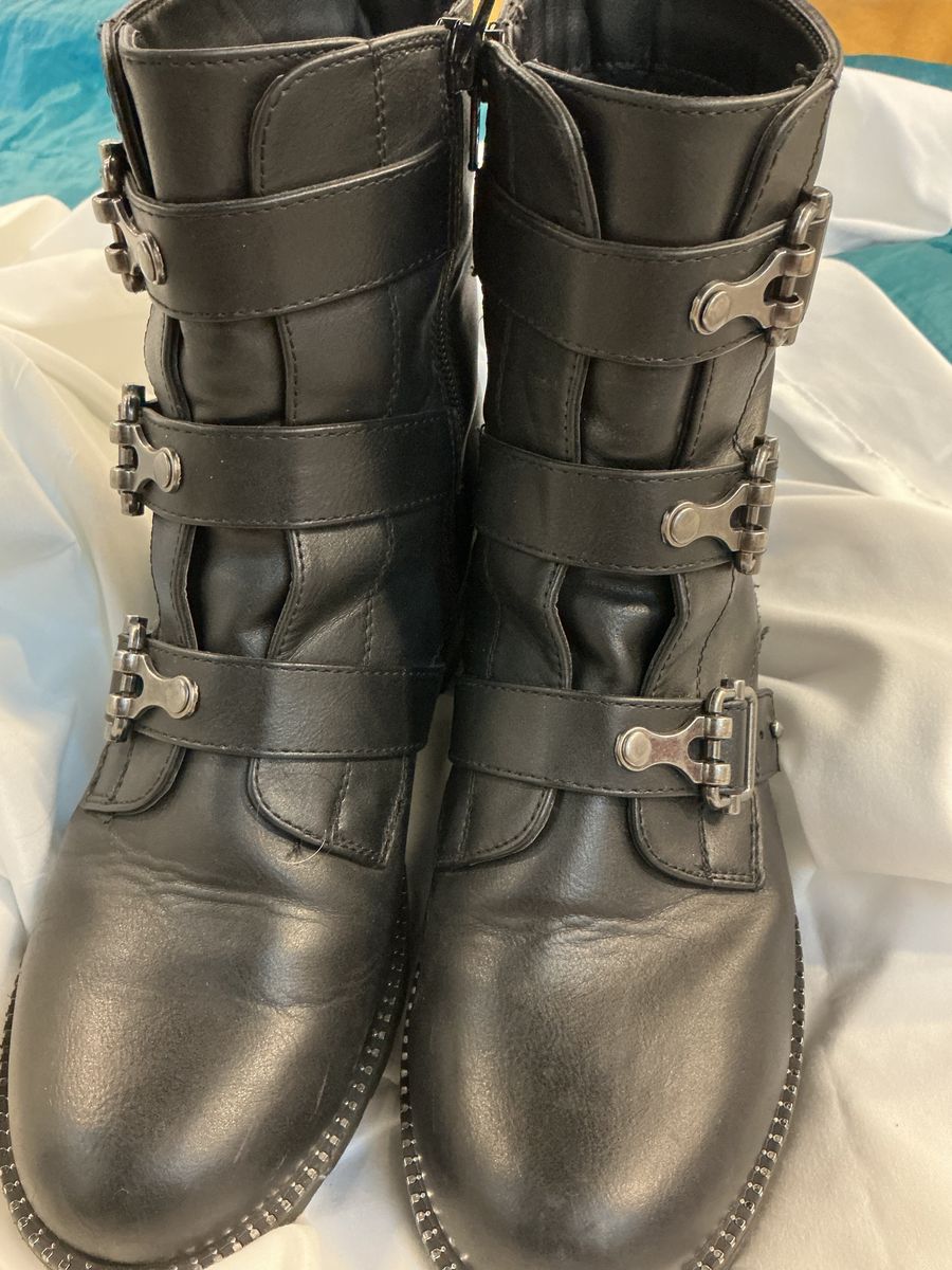 Like new Kohl’s boots