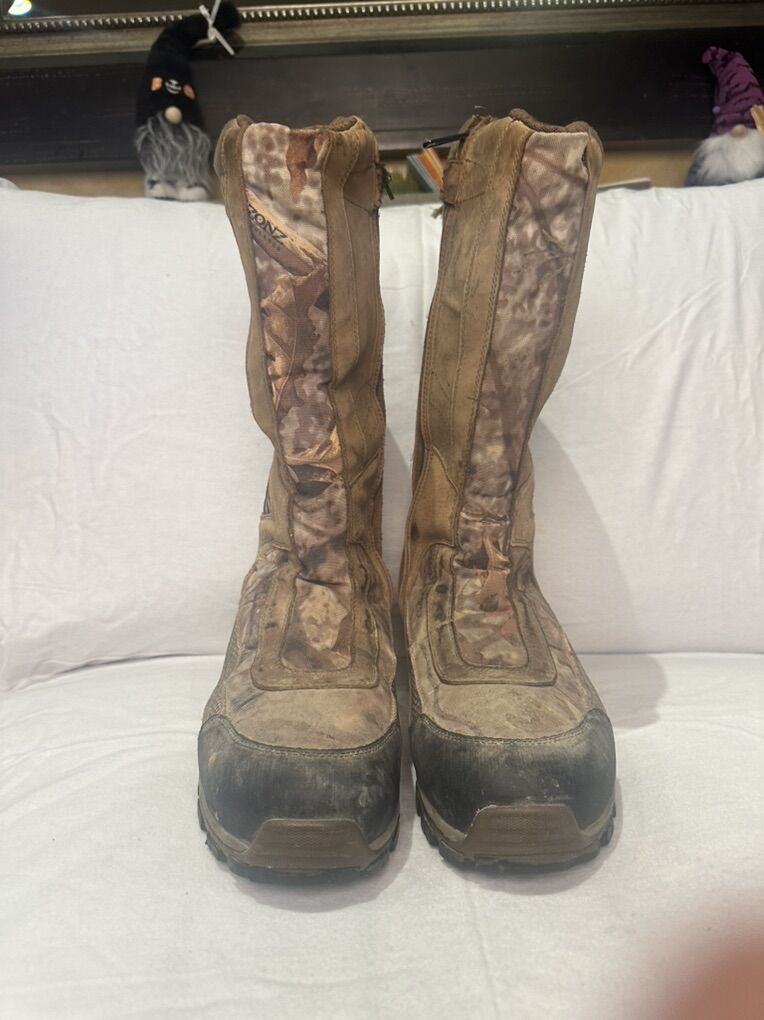Cabela’s Men’s 9 Gore-Tex Camo Snake/Hunting Boots