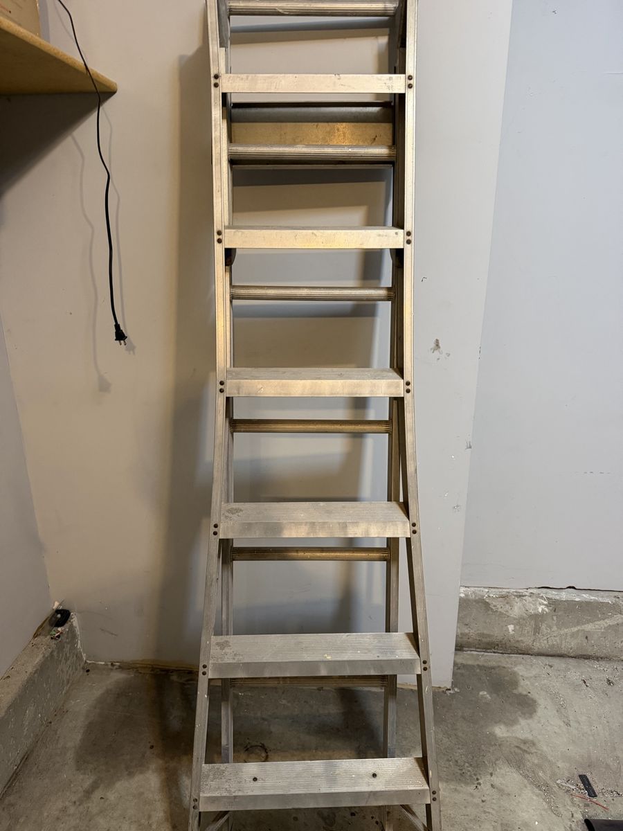 Main image 2