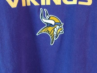 Men's Minnesota Viking T-shirt