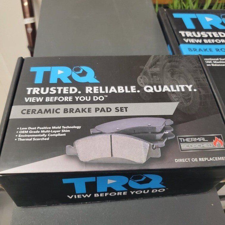 TRQ Ceramic Brake Pad Set bfa73509