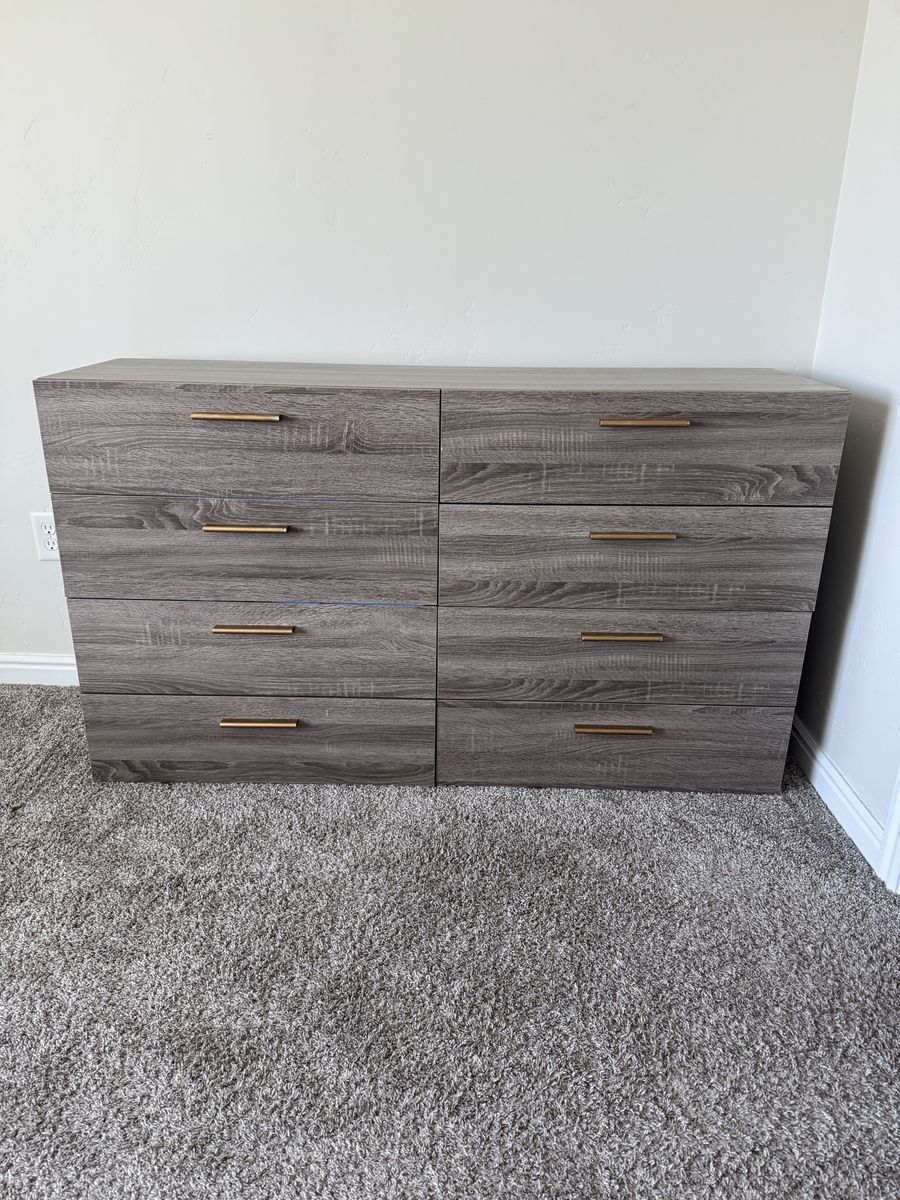 Main image 6