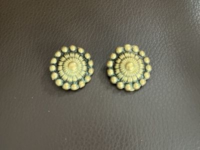 1940's Gold Colored Decorative Earrings - Vintage/Antique