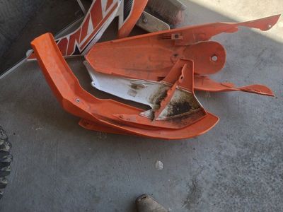 KTM 250SX Dirt Bike, Used - White/Orange/Blue with Graphics, 2-Stroke Engine