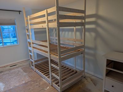 Tripple bunk bed - Ikea MYDAL