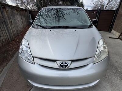 2008 Toyota Sienna LE 7-Passenger