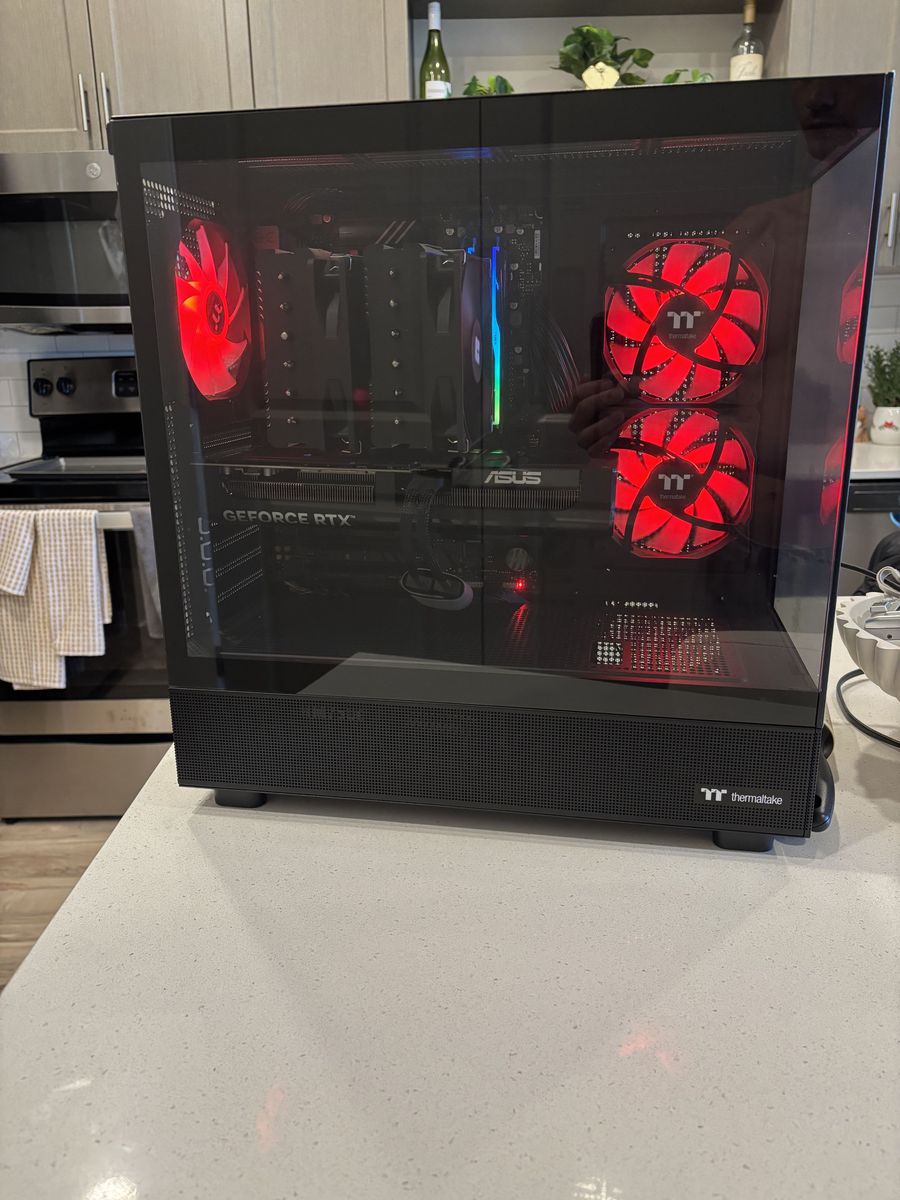 Custom built gaming Pc (Never Used)